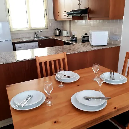 Ground Floor One Bedroom Apartment, Vanessa Complex *