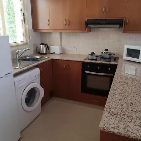 Ground Floor One Bedroom Apartment, Vanessa Complex *