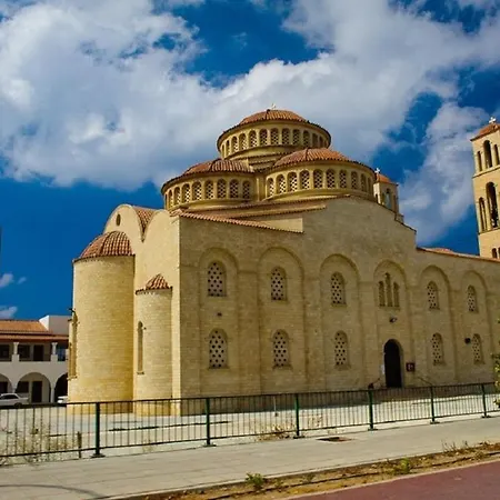 Apartment Ground Floor One Bedroom Apartment, Vanessa Complex *